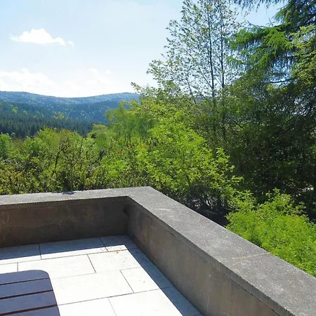 Blockhaus In Mit Panoramablick بيت للعطل